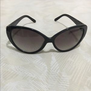 Simply Vera Sunglasses