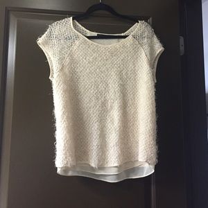 "Fuzzy" short sleeve top