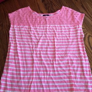 Gap shirt. Tank/cap sleeve tee shirt