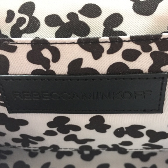 ❤️SOLD❤️R. Minkoff Quilted Mini Affair - Picture 4 of 4