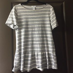 Peplum short sleeve top