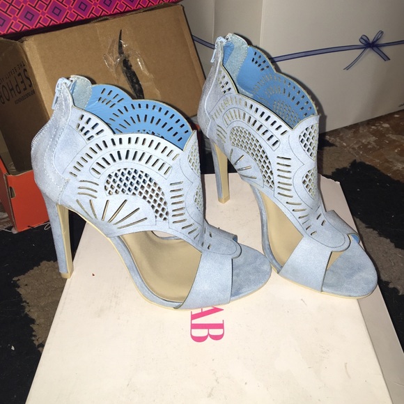 Baby blue brand new heels