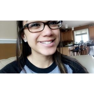 Meet your Posher, Jordyn