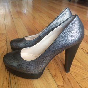 Calvin Klein Charcoal Gray Crosshatch Pumps Sz 8.5
