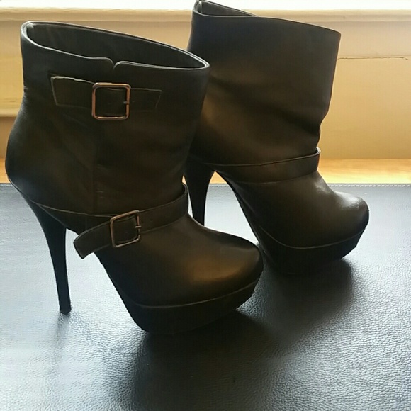 Steve madden corrinna black platform ankle boots