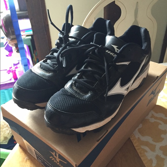 Mizuno Womens Finch Franchise 4
