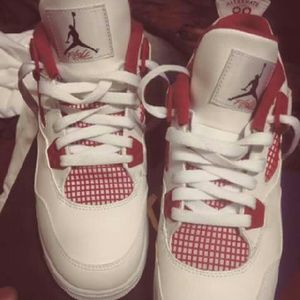 Jordan 4