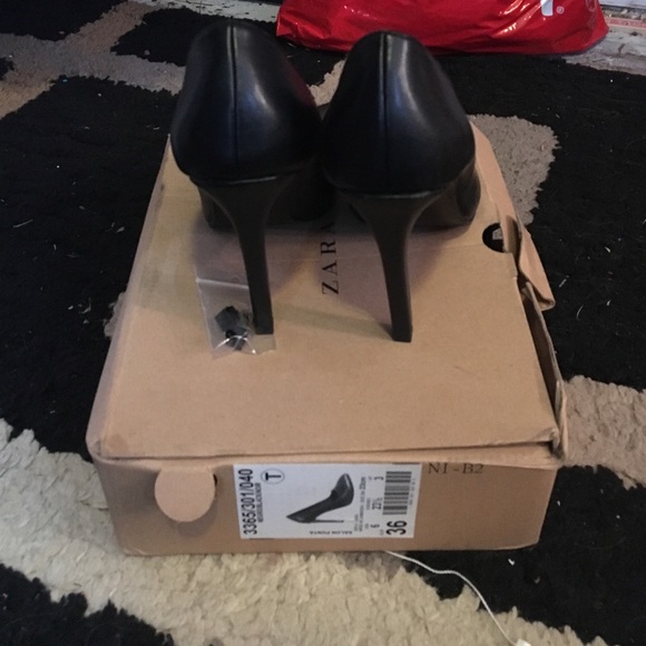 Brand new in box ZARA HEELS Sz 6 - Picture 3 of 4