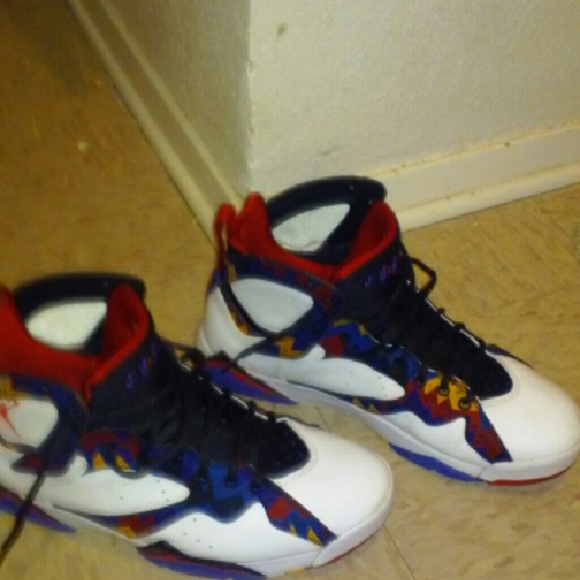 Retro - Picture 4 of 4