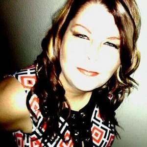 Meet your Posher, Cynthia