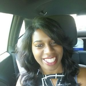 Meet your Posher, Clarissa