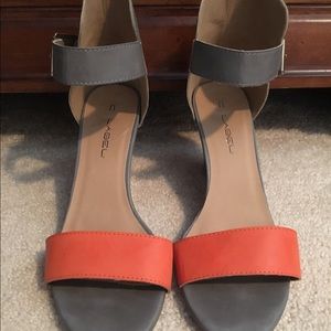 Grey and Coral Wedges