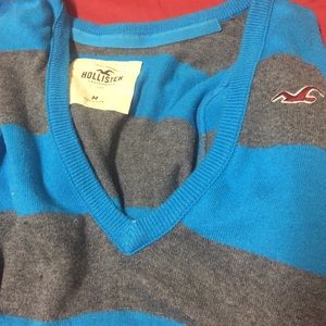 striped hollister sweater!