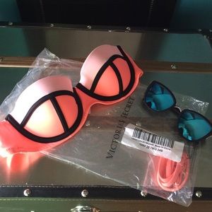 Victoria's Secret color block bikini top