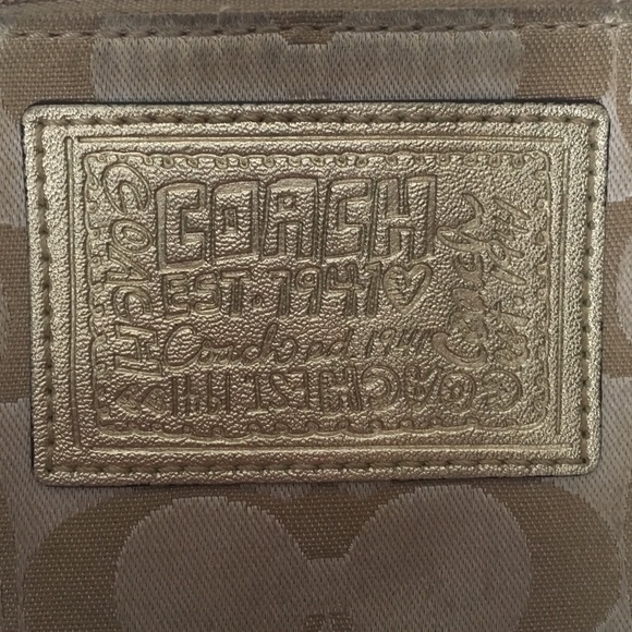 Coach wristlet - Picture 4 of 4