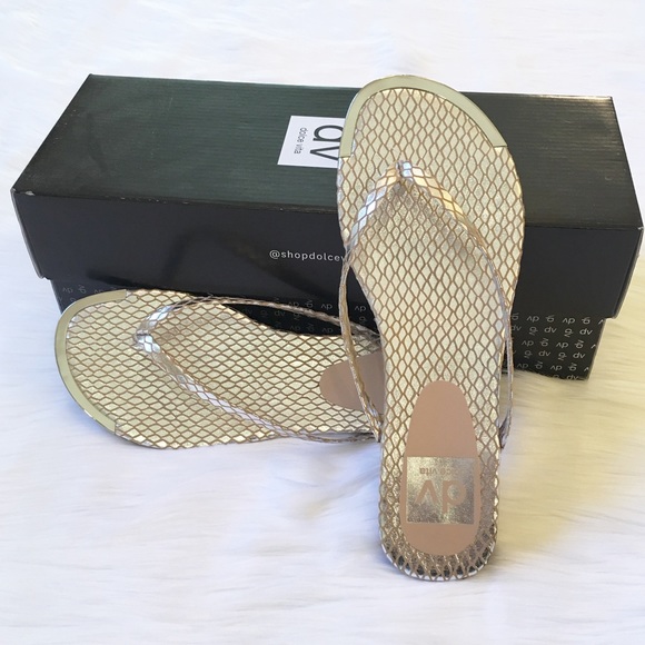 Dolce Vita Sandal - Picture 4 of 5