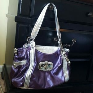 Kathy Van Zeeland purse in like new condition