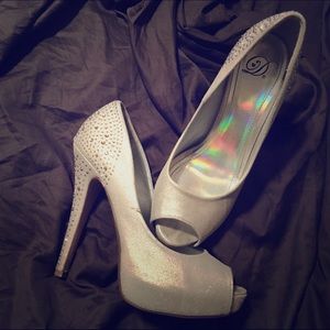 High heel shoes
