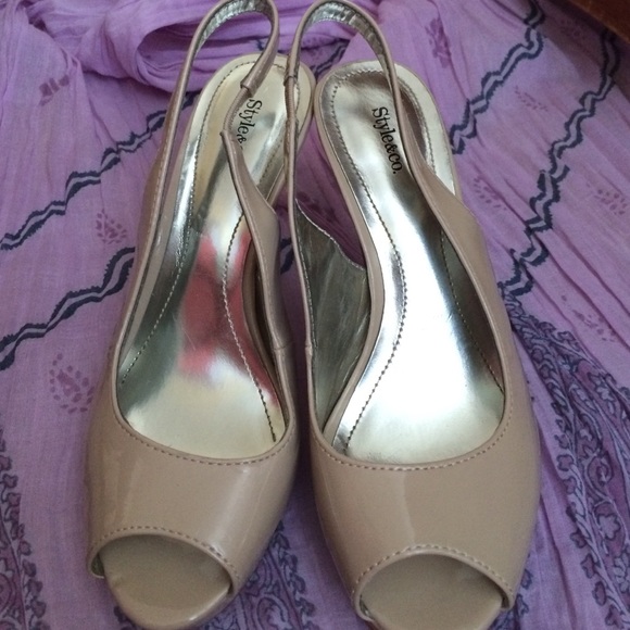 Nude Peep Toe Heels