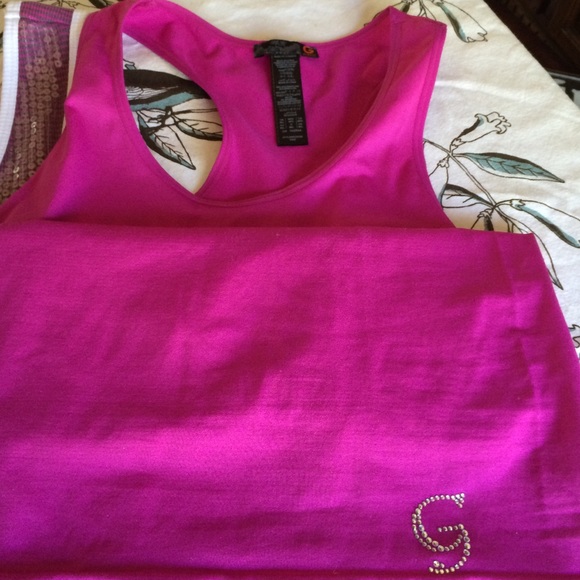 Guess tank bundle - Picture 3 of 4