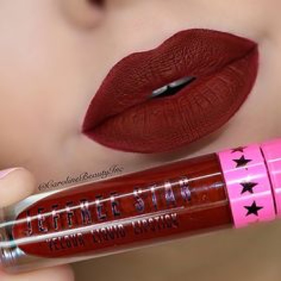 Jeffree Star liquid lipstick in Unicorn Blood