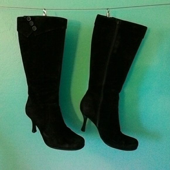 Vintage 1990s Charles David Suede Heel Boots