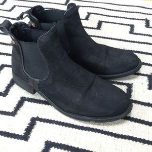 Black ankle boots! $30 if bundled