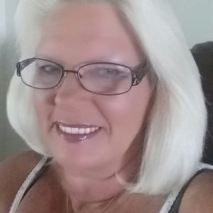 Meet your Posher, Vicky