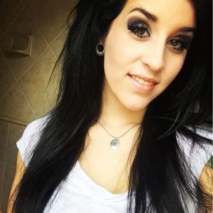 Meet your Posher, Priscilla