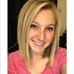 Meet your Posher, Hannah