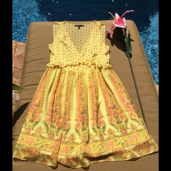 CLOSET CLOSED FOR SUMMER - Picture 3 of 4