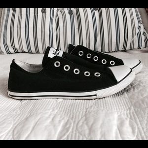 Black Converse slim slip-on   Size 5