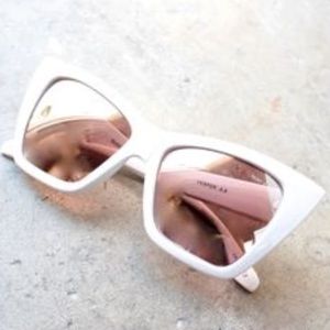 NEW Quay x Shay white Vesper and King K metallic