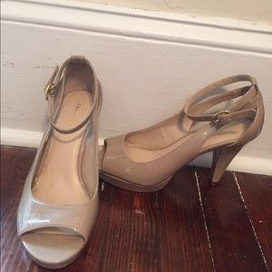 Nude Peep toe heels with ankle strap