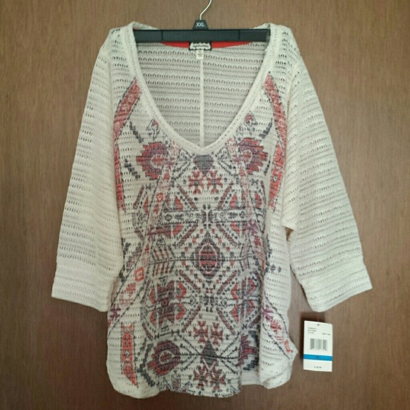 *SALE* TODAY ONLY Loose knitted tribal top NWT