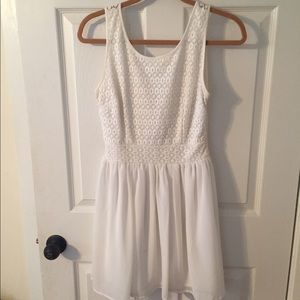 White lace dress