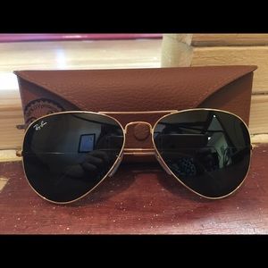 RB3025 RayBan aviator sunglasses