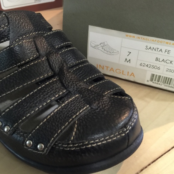 Black Santa Fe shoes