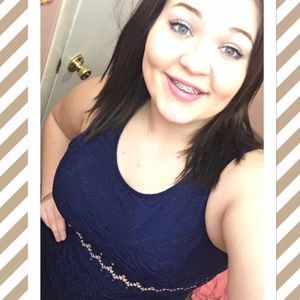 Meet your Posher, Leslie