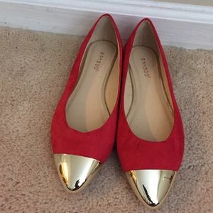 New, Never worn, Red/Gold flats