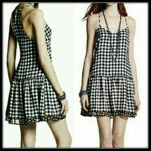 Princess Vera Wang Flounce Hem Dress