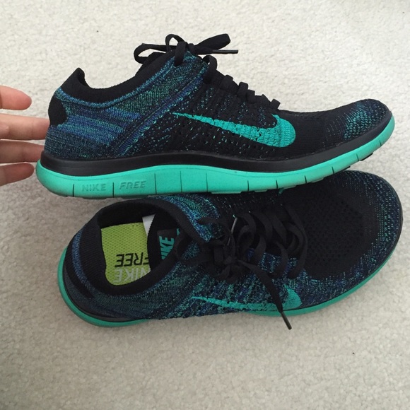 Nike Shoes - 🚫SOLD🚫 Nike free 4.0 Fly knits