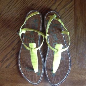 T strap sandal