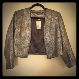 New! H&M crop blazer