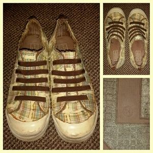 Women's slip on sneakers