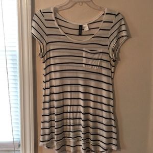 H&M black and white striped tunic tee