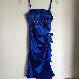 Blonde nites- Blue dress