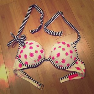 Victoria's Secret bikini swim top