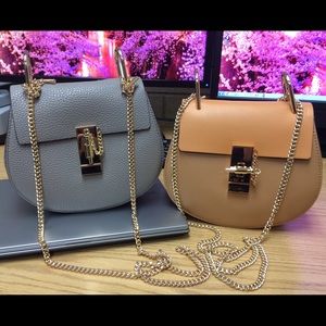 Chain Handle Bag in Grey