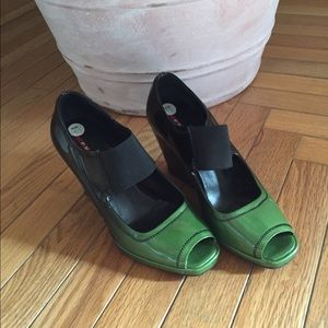 Big price drop! Prada wedges size 37